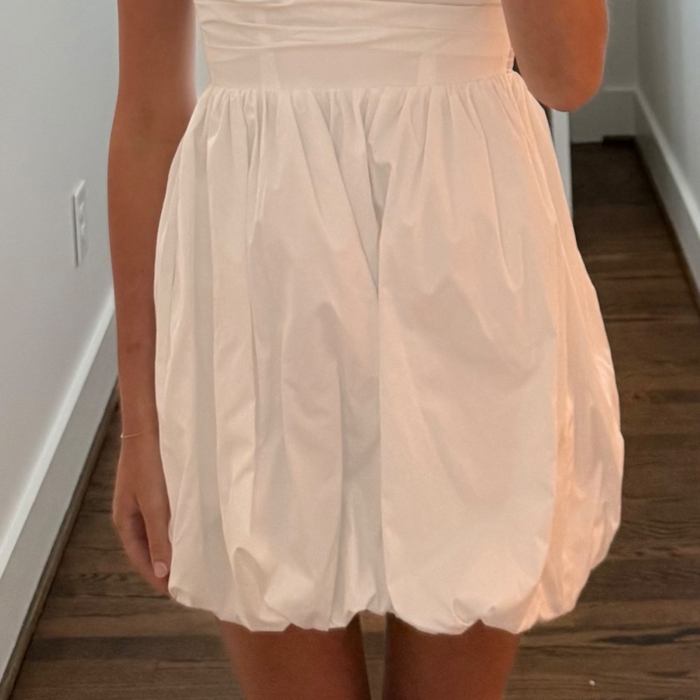 AMANDA UPRICHARD Oscar Dress - Picture 3 of 4